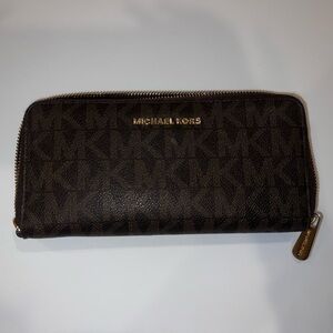Michael Kors Dark Brown Zip Wallet